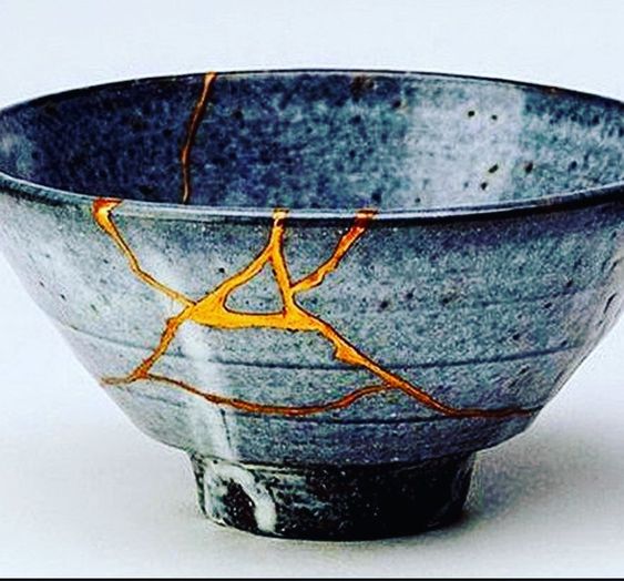 The art of Kintsugi or Kintsukuroi – Rizzi Creativity